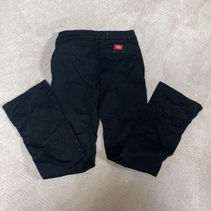 One Pair of Brand New Dickies N882 Black Size 5/27 Juniors Womens Mid Rise NWT